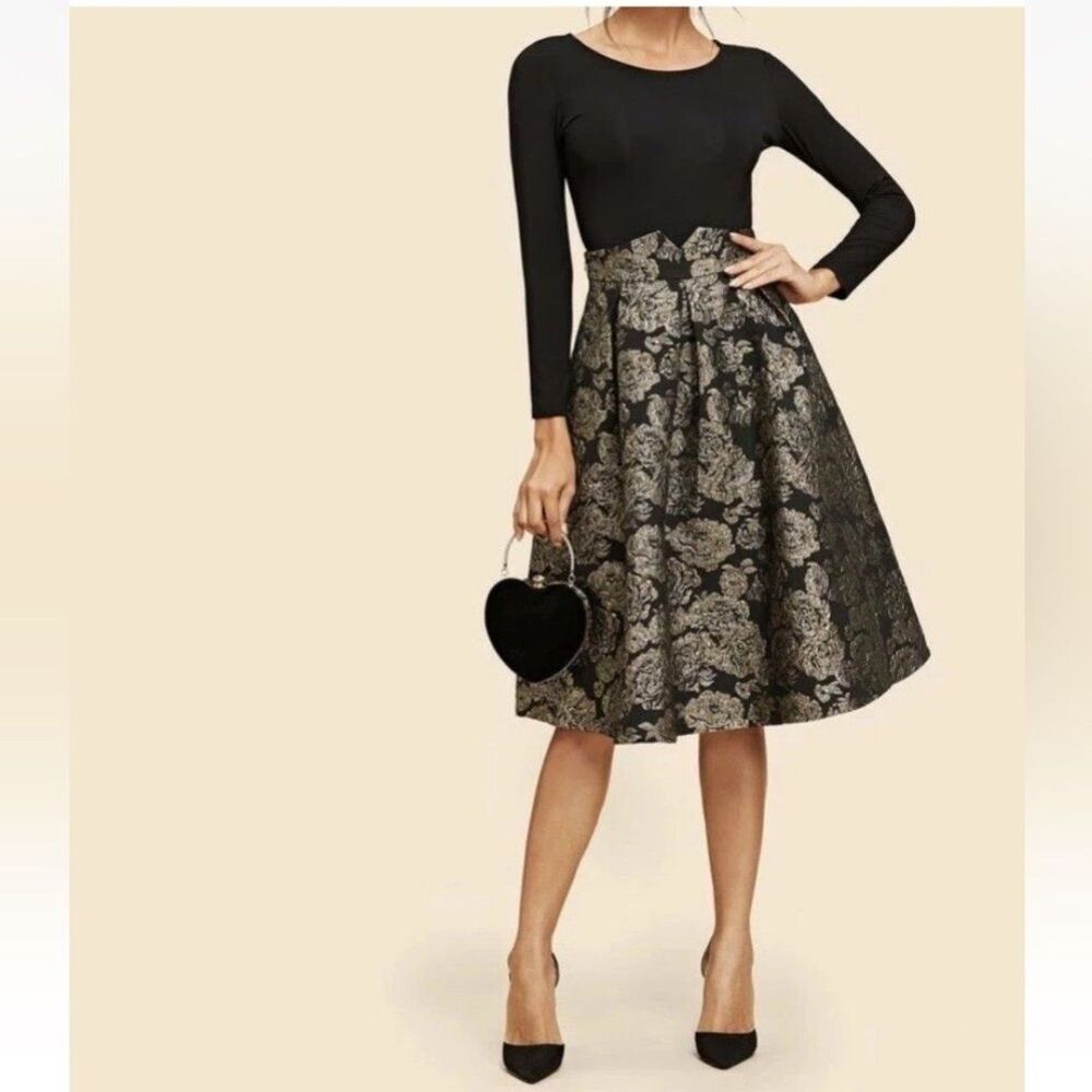Unbranded Women's Black and Gold Skirt - Picture 3 of 12